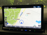 【純正11.4型ナビ】人気の純正ナビを装備しております。ナビの使いやすさはもちろん、オーディオ機能も充実!キャンプや旅行はもちろん、通勤や買い物など普段のドライブも楽しくなるはず♪