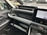 グローブボックスです。