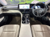 クラウンクロスオーバー 2.5 G アドバンスト レザー パッケージ E-Four 4WD 