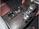 フロアATです!操作も簡単で運転しやすいですね!