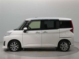 両側パワースライドドア付きだから、狭い駐車スペースなどでの 乗り降りラクラク!小さなお子さまのいるご家庭には嬉しい装備。