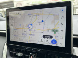 映像の鮮明なフルセグ対応のTCメモリーナビ。目的地まで道案内をしてくれるので安心して出かけられます。
