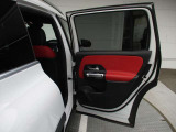 *ユーズドカー・オートリース* 面倒な保険や税金のお支払も安心。契約期間中に必要な費用のお支払を代行いたします。(*保険契約内容には条件有り)