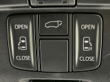 【両側パワースライドドア】スマートキーや運転席のスイッチで後席両側スライドドアの開閉が可能♪電動だから力を入れてドアを開ける必要が無く、小さなお子様でも簡単に開け閉めでき快適です♪