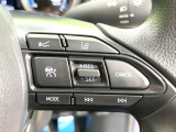 【トヨタセーフティセンス】走行中に前方の車両等を認識し、衝突しそうな時は警報とブレーキで衝突回避と被害軽減をアシスト。より安全にドライブをお楽しみいただけます。