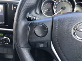 【ステアリングスイッチ】左です。ハンドルから手を離さず、運転に集中したまま手元でオーディオ操作等ができます。