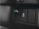 ◆パーキングセンサーシステム◆車庫入れの時などに近くに障害物がある場合、障害物までの距離を音で知らせてくれます。