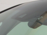 ホンダセンシング搭載。誤発進抑制機能・路外逸脱抑制機能・歩行者事故低減ステアリング・車線維持支援システム・先進車発進お知らせ機能など多彩な先進安全機能でより安全で快適なドライブを支援します。