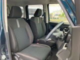 使用感のないきれいな運転席シートです!