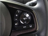 ◆アダプティブクルーズコントロール◆予め設定した車速内でクルマが自動的に加減速。前走車との適切な車間距離を維持しながら追従走行します。【LKAS】車線維持支援システムでステアリング操作を支援。