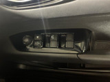 【パワーウインドウ】運転席のスイッチで、各席の窓ガラスの開閉ができます!あると便利ですよね!