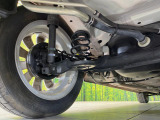 お車を安心してお乗りいただく為には、足回りの定期点検が欠かせません。サービスサポート(有償保証)では無料点検もご提供しており、安心のカーライフをお過ごしいただけるサポート体制が整っています。