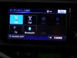 AM/FMラジオがご利用いただけます。Bluetoothオーディオにも対応しており、お気に入りの音楽をお楽しみいただけます。