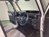 納車前にはプロのメカニックが点検、整備を行いますので安心してお乗り頂けます!!