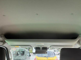 【オーバーヘッドシェルフ】車内天井にも収納スペースあり!ぜひご活用ください☆