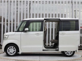 現車確認をご希望の際は、ご希望の日時等を営業スタッフまでご連絡下さい。もちろんお見積りメールでのご連絡もお待ちしております。