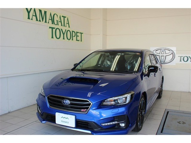 レヴォーグ 2.0 STI スポーツ アイサイト 4WD