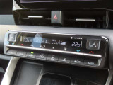 オートエアコンで車内はいつでも快適です♪