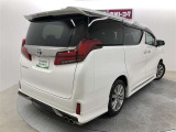 自動車保険やJAFも取扱いしています。土日も対応してますよ ♪♪