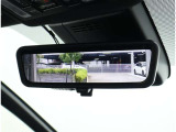 デジタルインナーミラー装備!車両後方のカメラの映像をデジタル補正で視認性を向上させてインナーミラー内に表示します♪視界を遮るものがなく、後席に同乗者がいても後方を確認しやすく安心です♪