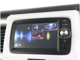 【ナビゲーション】装着車です、初めての道の案内はもちろん!音楽やラジオ等を聞きながらのドライブもお楽しみ頂けそうですね
