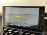 【バックモニター】駐車には欠かせないバックカメラを装備!カラーで後方をモニタリング。安全でゆとりのある駐車をサポートします。