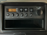 純正AM/FMラジオが付いてます。お好みのラジオを聞きながら運転することが出来ますよ♪