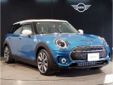 気密性の高いMINIは外観のかわいらしさとは裏腹に、外の雑音を遮り、高級感のある快適なドライブをお楽しみいただけます
