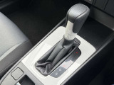 【フロアCVT】無段階変速機能でスムーズな走行をお楽しみいただけます♪エンジンパワーを無駄なく車輪に伝えるから低燃費にも貢献!