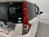 LEDテールライトです。省電力、高輝度のLEDは明るく照らすので夜間運転時の視認性を高めます。スタイリッシュな見た目で細かいところもこだわりたいあなたに!
