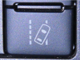 車線逸脱警報装置を装備しております。