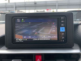 お買い物やドライブ、旅行の際に役立つナビ付きです!