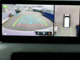 まるで上空から見下ろしているような感じで駐車が楽にできるインテリジェントアラウンドビューモニター!幅寄せが苦手な方でもサイドビューで確認することができますよ♪