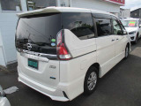 セレナ 2.0 ハイウェイスター 4WD 