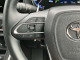 ステアリングスイッチ付きで運転中、前方から目線をそらすことなく、オーディオ等の操作が可能です!