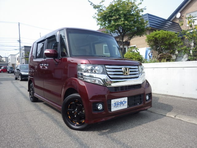 N-BOX+カスタム G Lパッケージ 4WD 純正ナビ フルセグTV Bluetooth