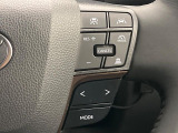 【レーダークルーズコントロール】高速道路での長距離走行が楽に!!自動で速度を保つクルーズコントロールが、衝突軽減システムと連携し、前方の車両を感知して車間を保つように速度調節してくれます!!