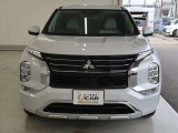 アウトランダー PHEV 2.4 P 4WD 