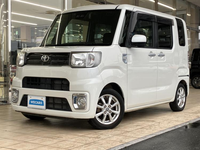 トヨタ ピクシスメガ 