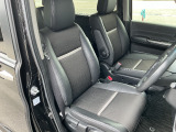機能性、操作性に優れた運転席です。