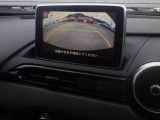 バックカメラと障害物センサーで駐車支援もばっちりです。