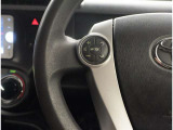 ハンドルから手を放さずに操作出来ますので、安全運転にもつながりますね
