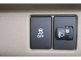 VSA(Vehicle Stability Assist)が装備!!VSAはコーナリング時の横滑りを抑制する機能と車両の急激な挙動変化を抑える機能で、安定した走行を実現していいます!!