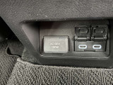 キャンプに行ったり、旅行に行ったりした時に、家電製品を使いたいこともあるはず。AC100Vがありますので、ドライヤーなどの家電製品も使えて便利ですね。