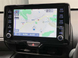 純正ナビを装備。タッチパネル式で使いやすく、お出かけもラクラクです。