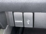 こちらのクルマはHDMI接続コネクタも装備されています♪スマホに接続すればお好きな音楽や映像も流せます!今の時代、さまざまな方法で音楽や動画を楽しめますね!
