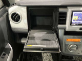 収納スペース!小物類などすっきり収納♪