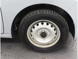 タイヤのサイズは155/70/R13です!