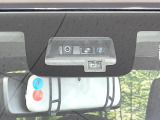 【スズキ セーフティサポート】走行中に前方の車両等を認識し、衝突しそうな時は警報とブレーキで衝突回避と被害軽減をアシスト。より安全にドライブをお楽しみいただけます。