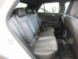 ISOFIX(イソフィックス)基準適合チャイルドシート固定装置!!安心楽々で対応チャイルドシートが取付できます。